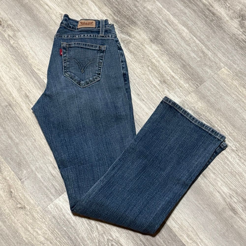529 Curvy boot cut Levi's‎ 4M blue Jeans